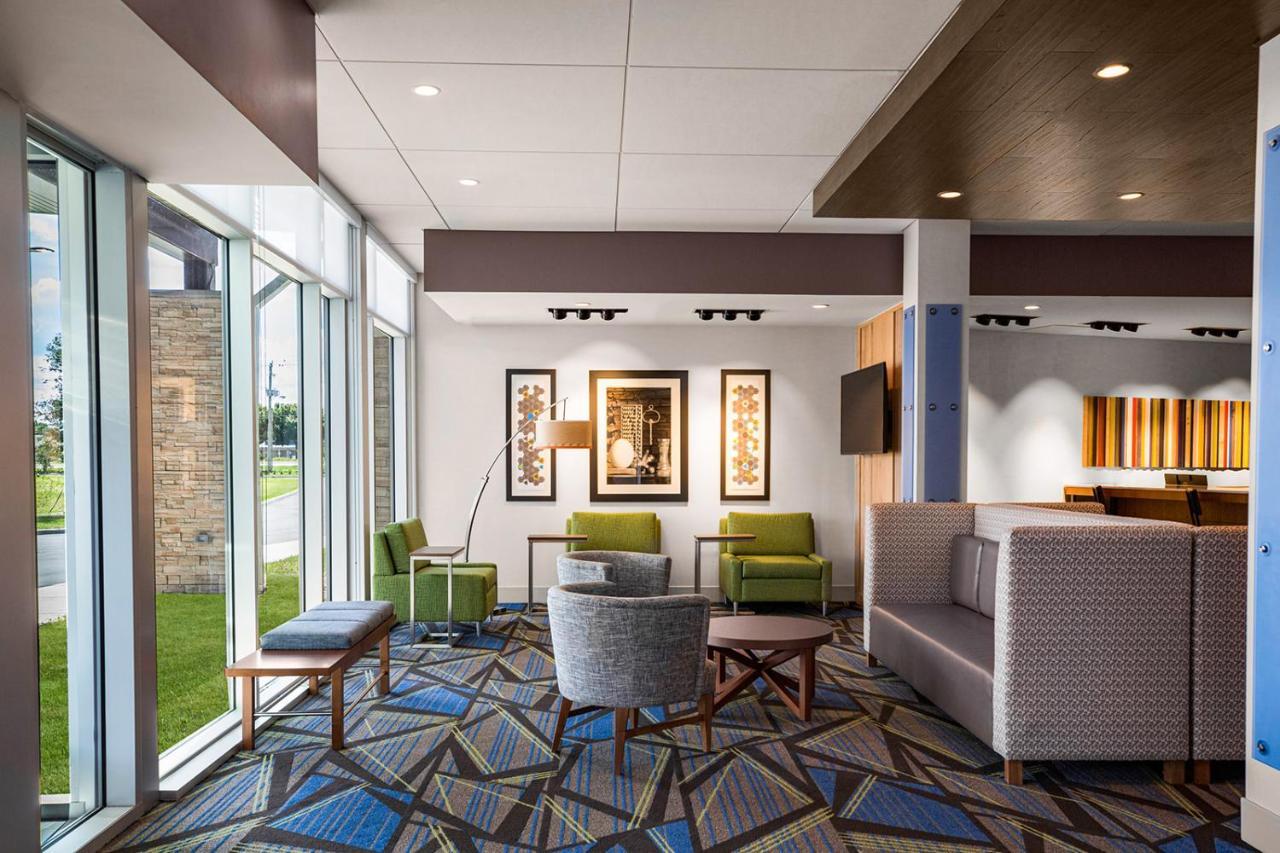 Holiday Inn Express & Suites Sanford - Lake Mary By Ihg מראה חיצוני תמונה